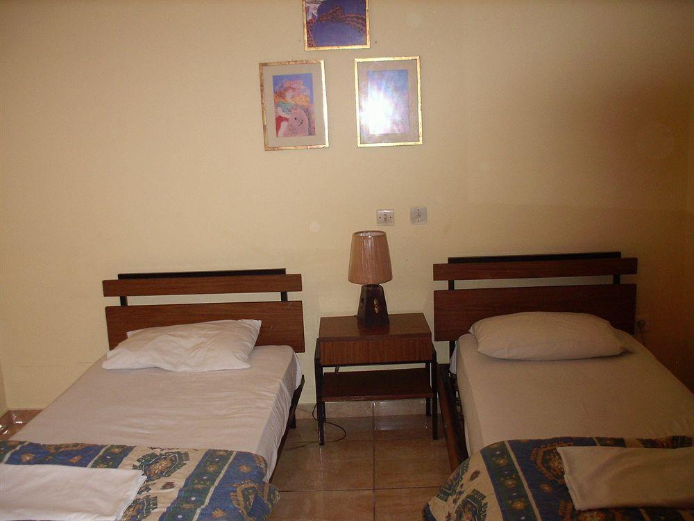 Хостел Athens House Екстер'єр фото