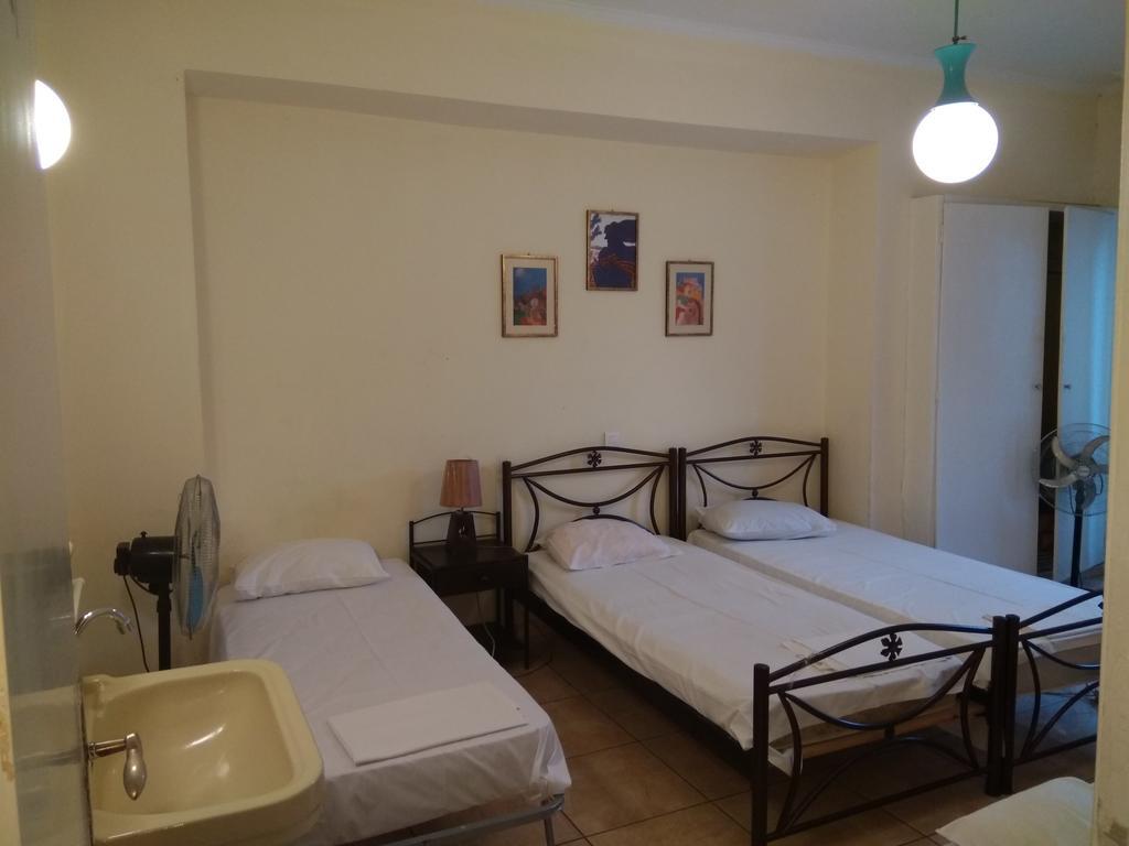 Хостел Athens House Екстер'єр фото