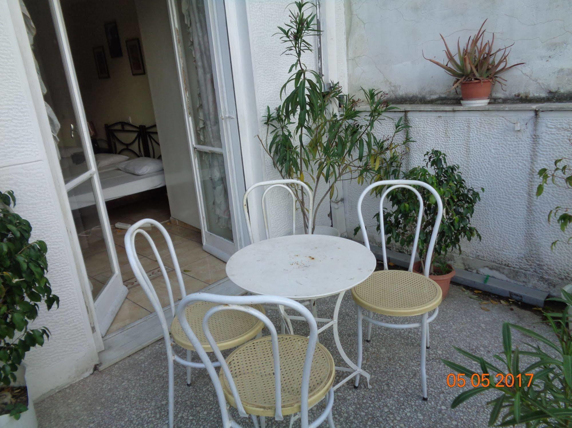 Хостел Athens House Екстер'єр фото